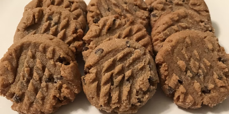 Gluten-Free Almond Chocolate Chip & PB Cookies | Annie's Signature Sweets